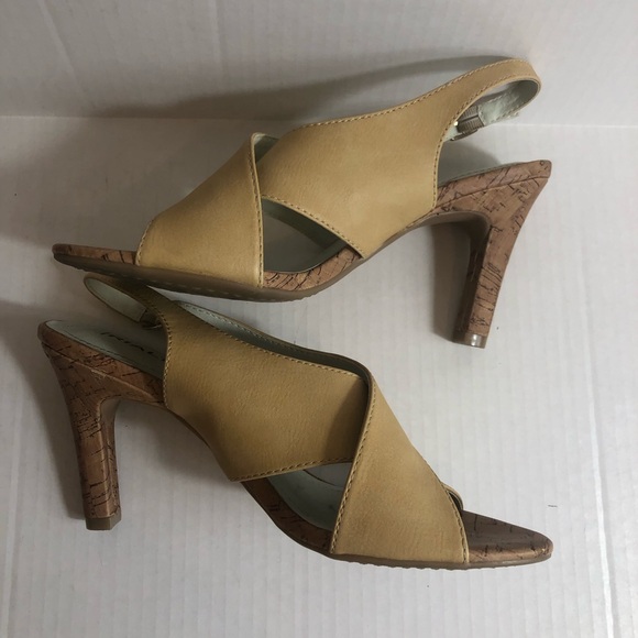 Rialto Slingback Open Toe Cork Front Heel Shoes  Tan Size 7M - Picture 3 of 8
